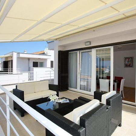 Sunnyside Apartments Resort Petrcane Bagian luar foto