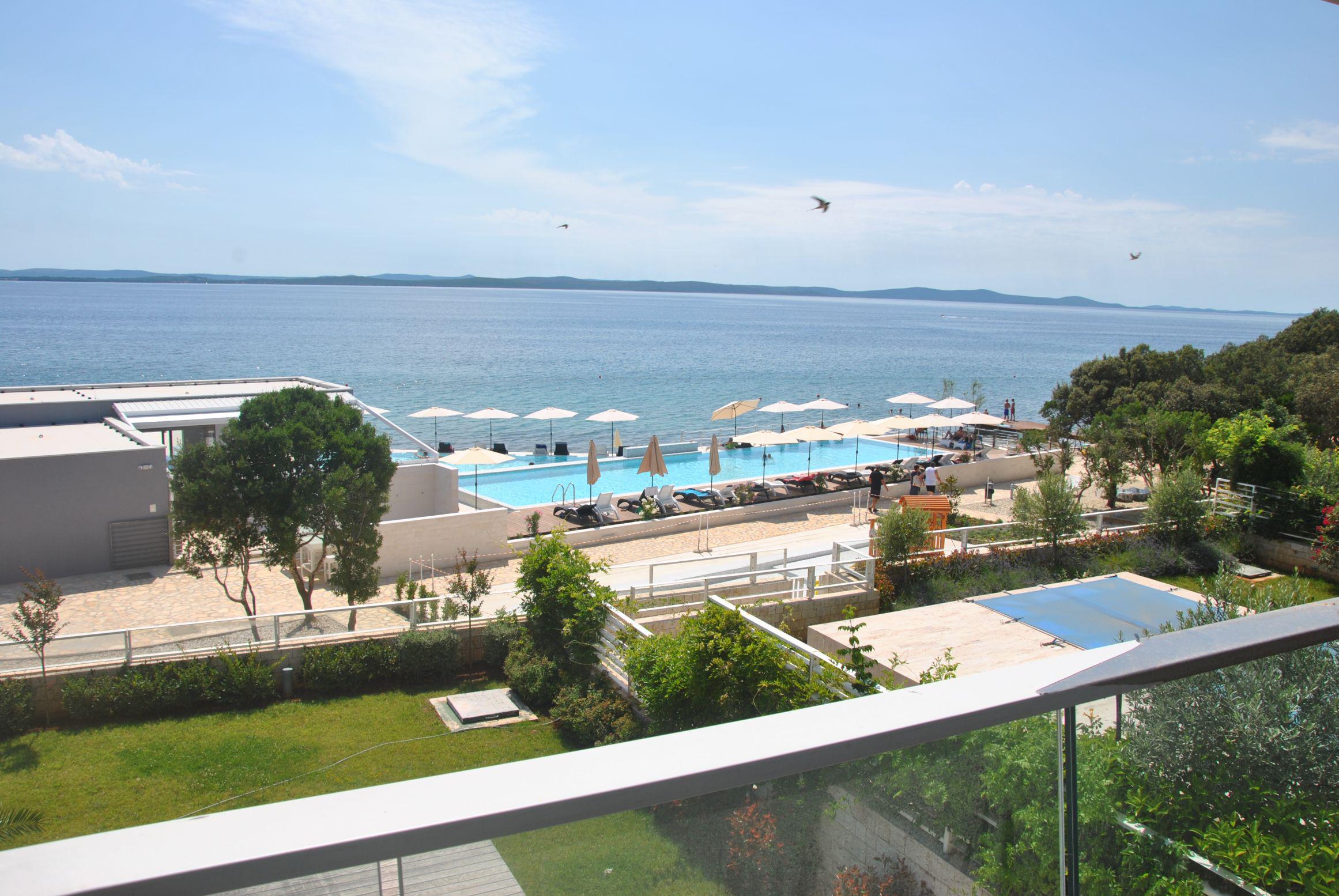 Sunnyside Apartments Resort Petrcane Bagian luar foto