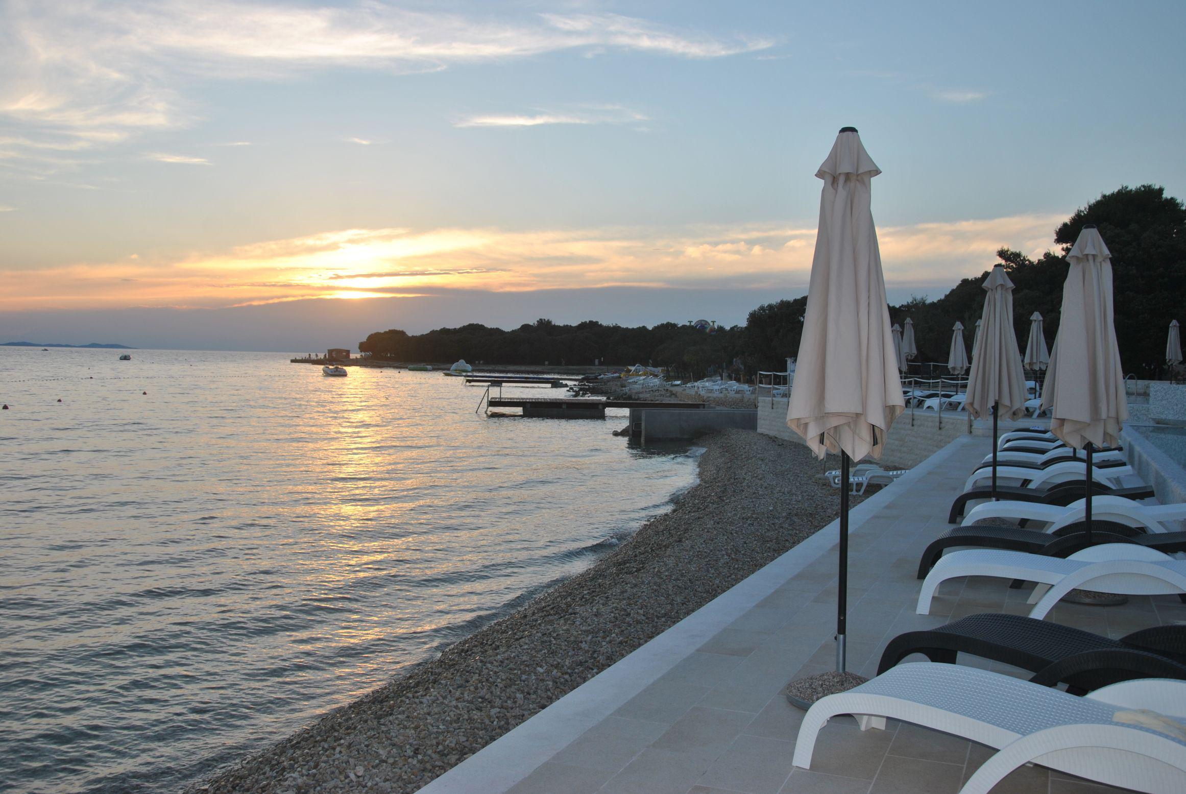 Sunnyside Apartments Resort Petrcane Bagian luar foto