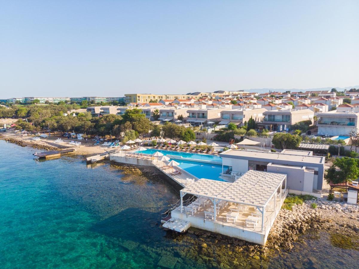 Sunnyside Apartments Resort Petrcane Bagian luar foto