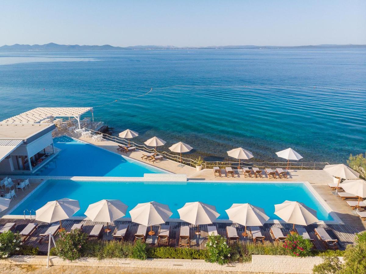 Sunnyside Apartments Resort Petrcane Bagian luar foto