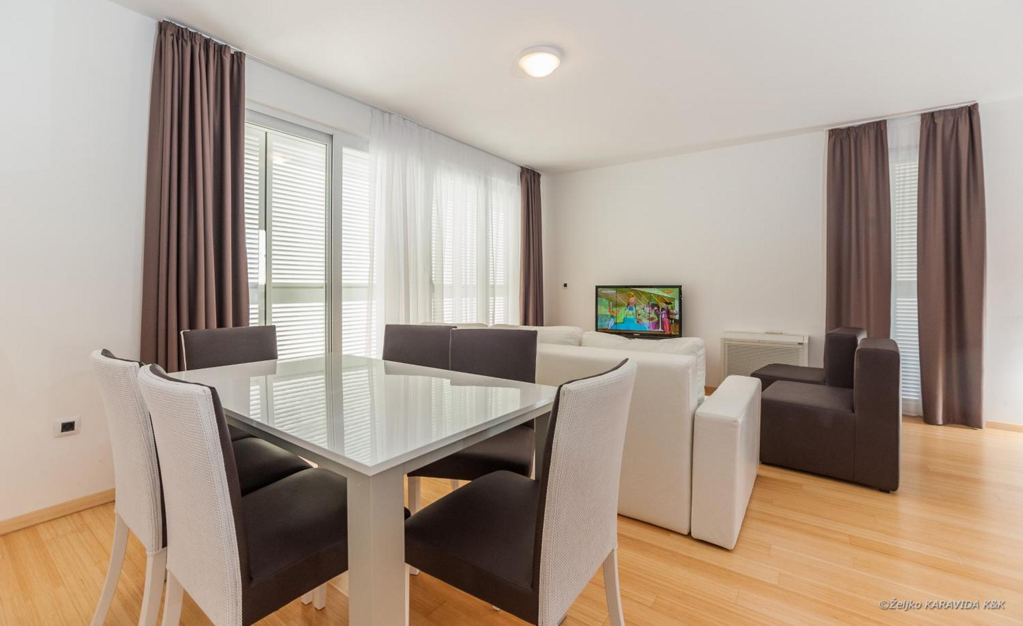 Sunnyside Apartments Resort Petrcane Bagian luar foto